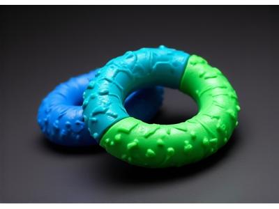 Ergonomic, heavy-duty chew ring for power chewers.